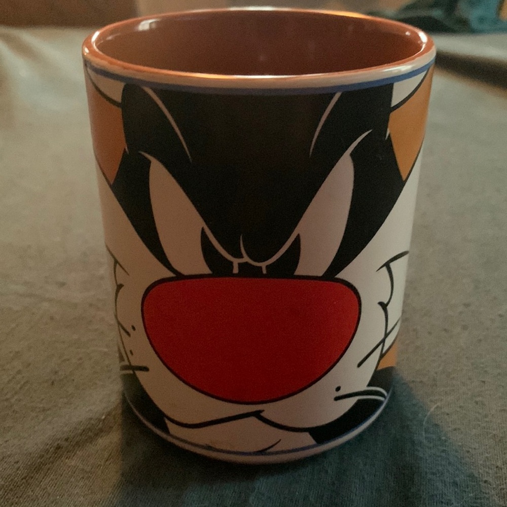 Vintage Looney Tunes Mug, Sylvester the cat, great shape